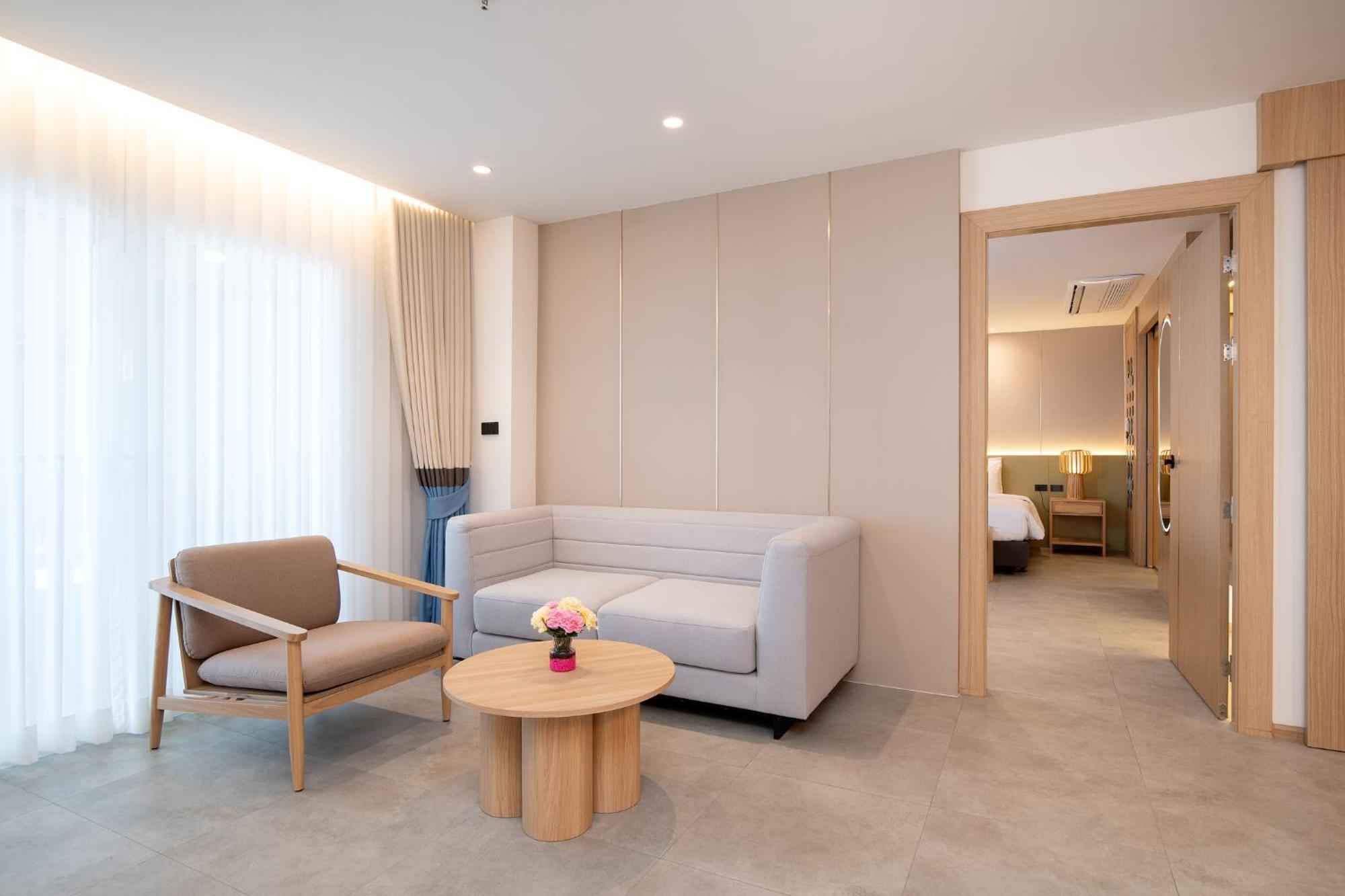 Jomtien Thani Hotel Екстериор снимка