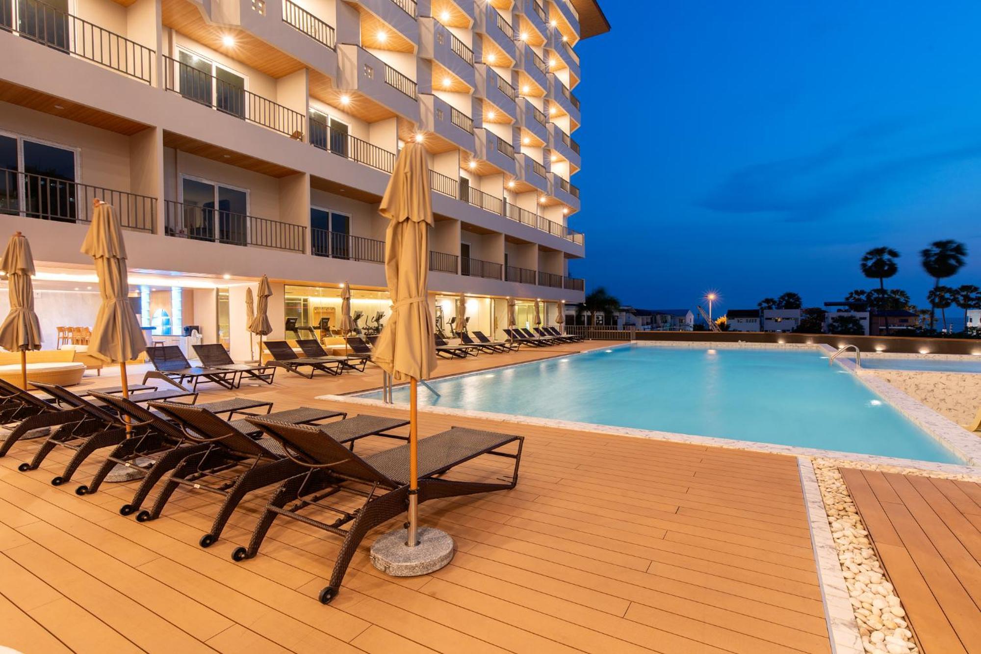 Jomtien Thani Hotel Екстериор снимка