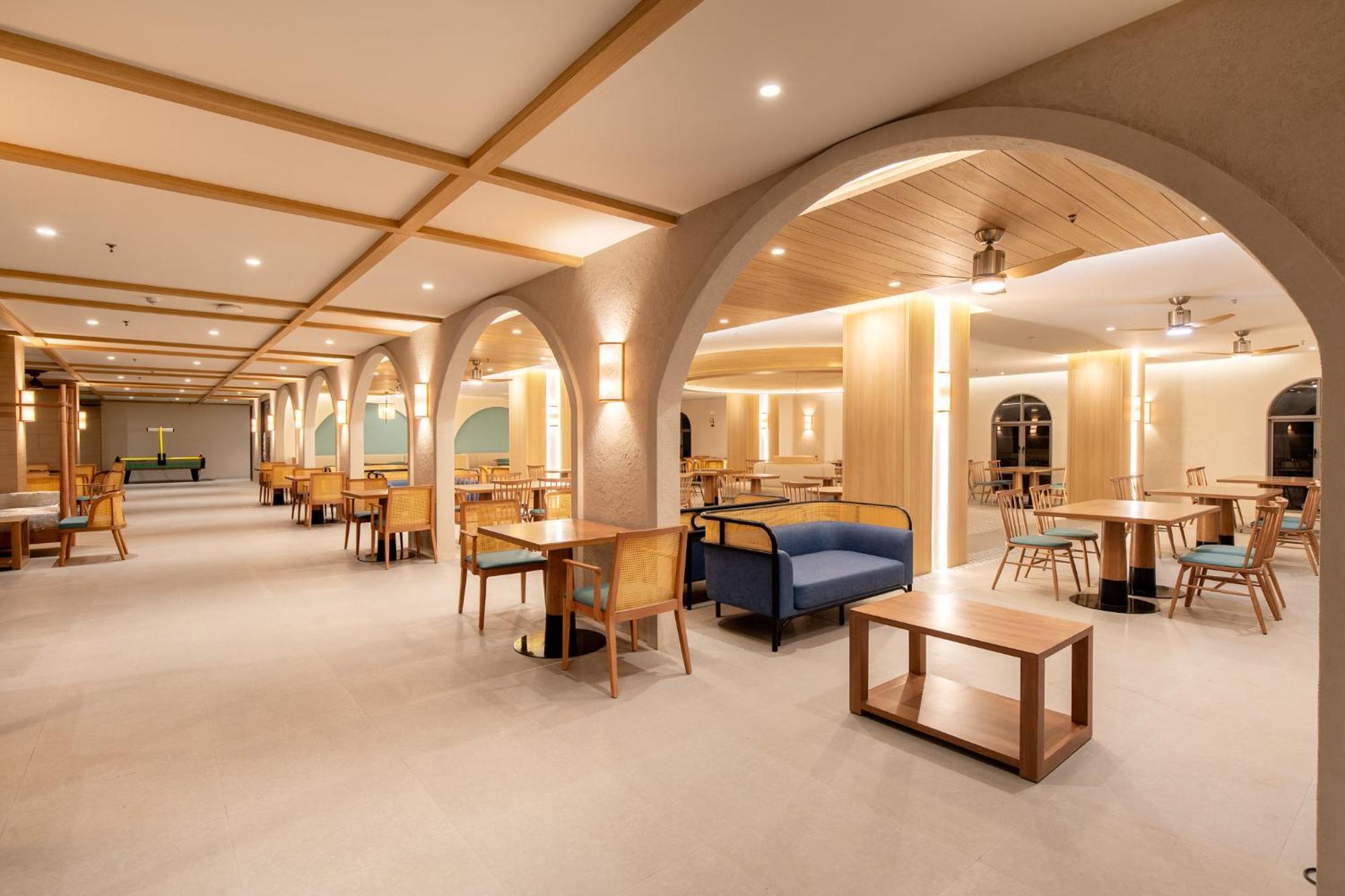Jomtien Thani Hotel Екстериор снимка