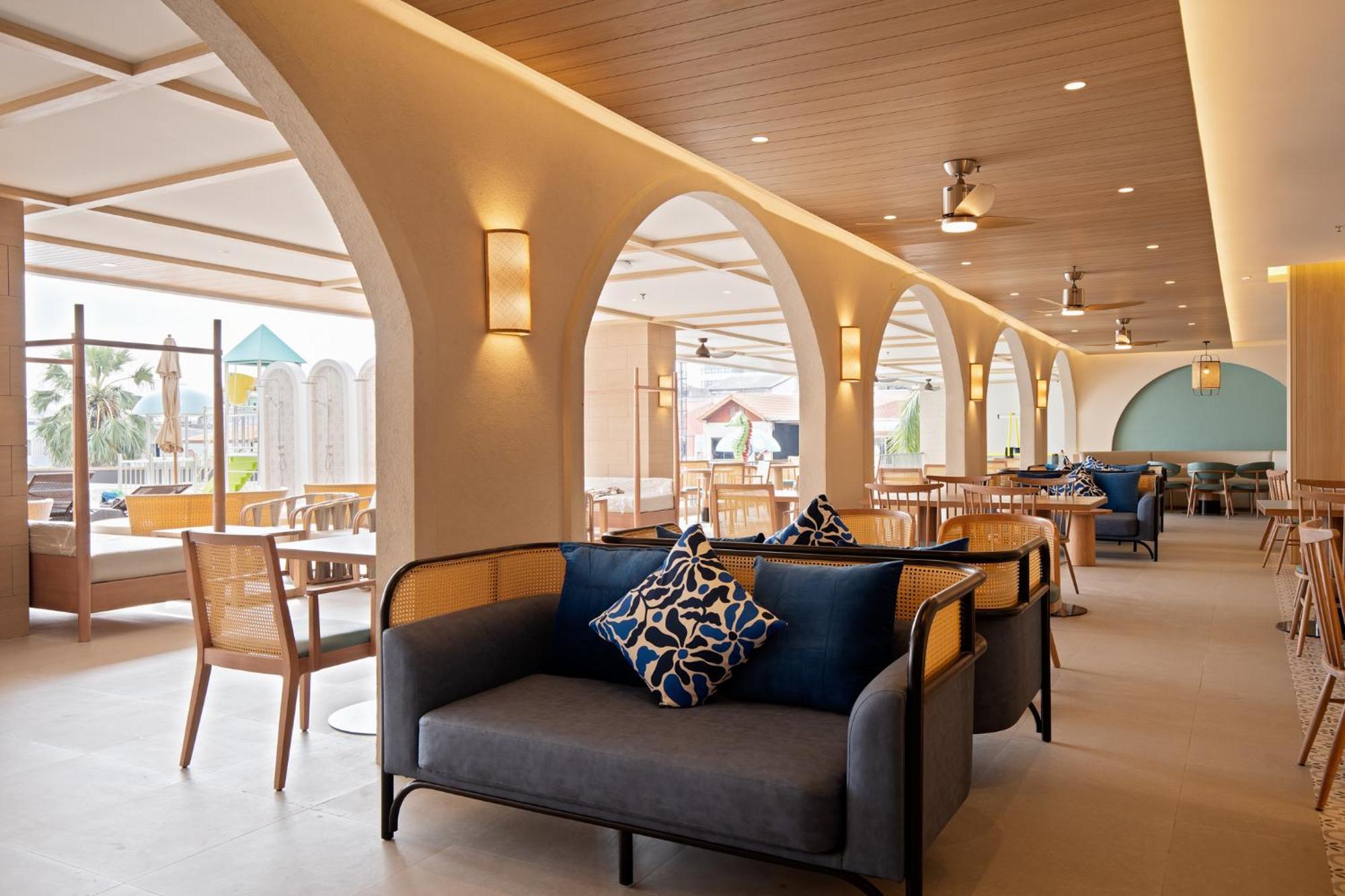 Jomtien Thani Hotel Екстериор снимка
