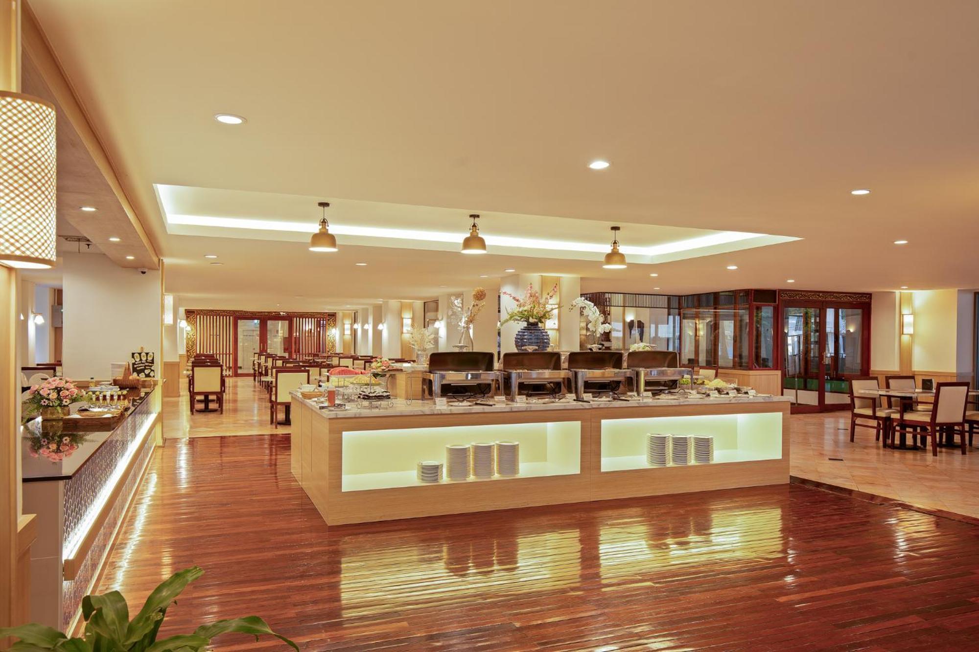 Jomtien Thani Hotel Екстериор снимка