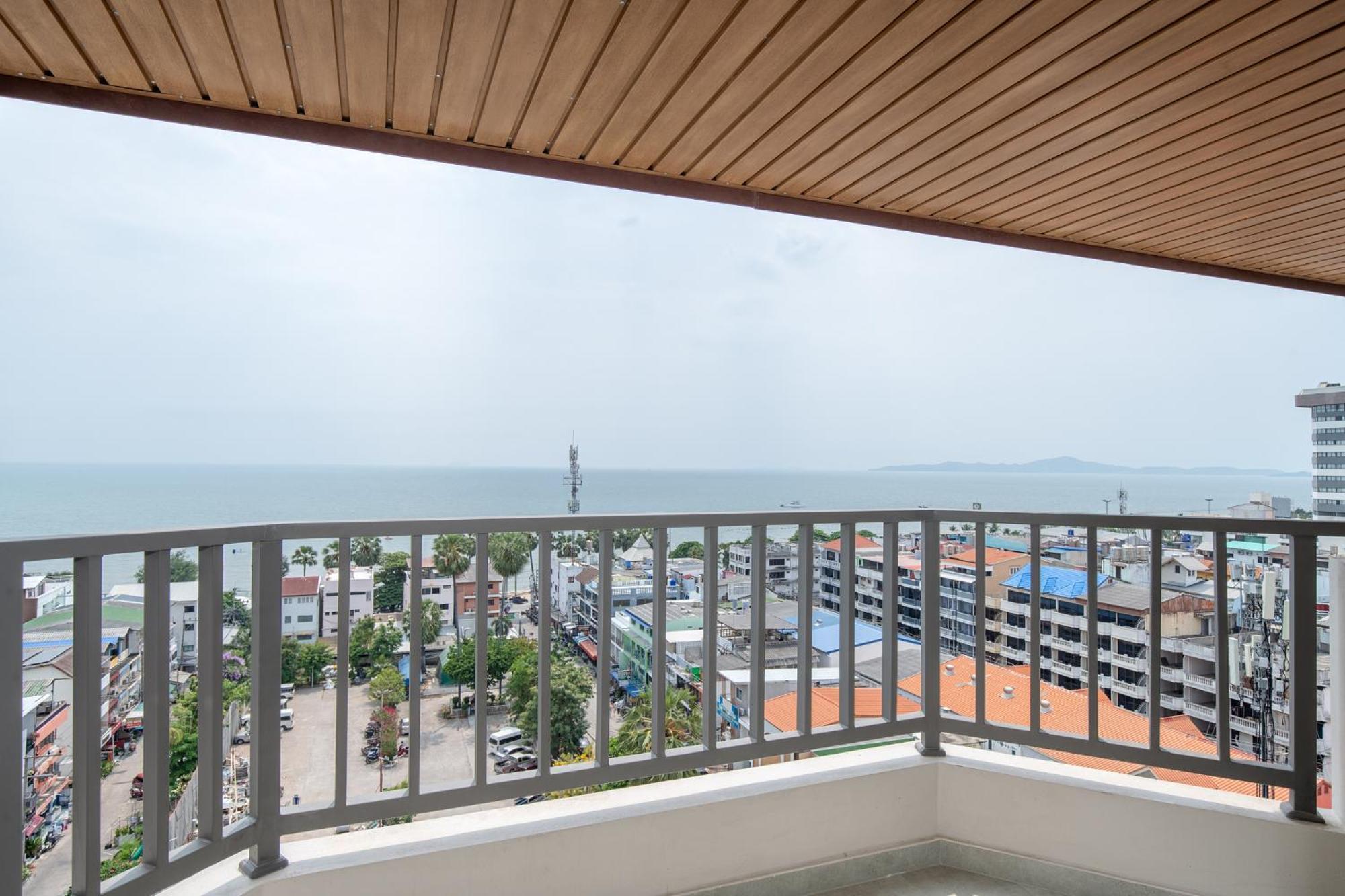 Jomtien Thani Hotel Екстериор снимка