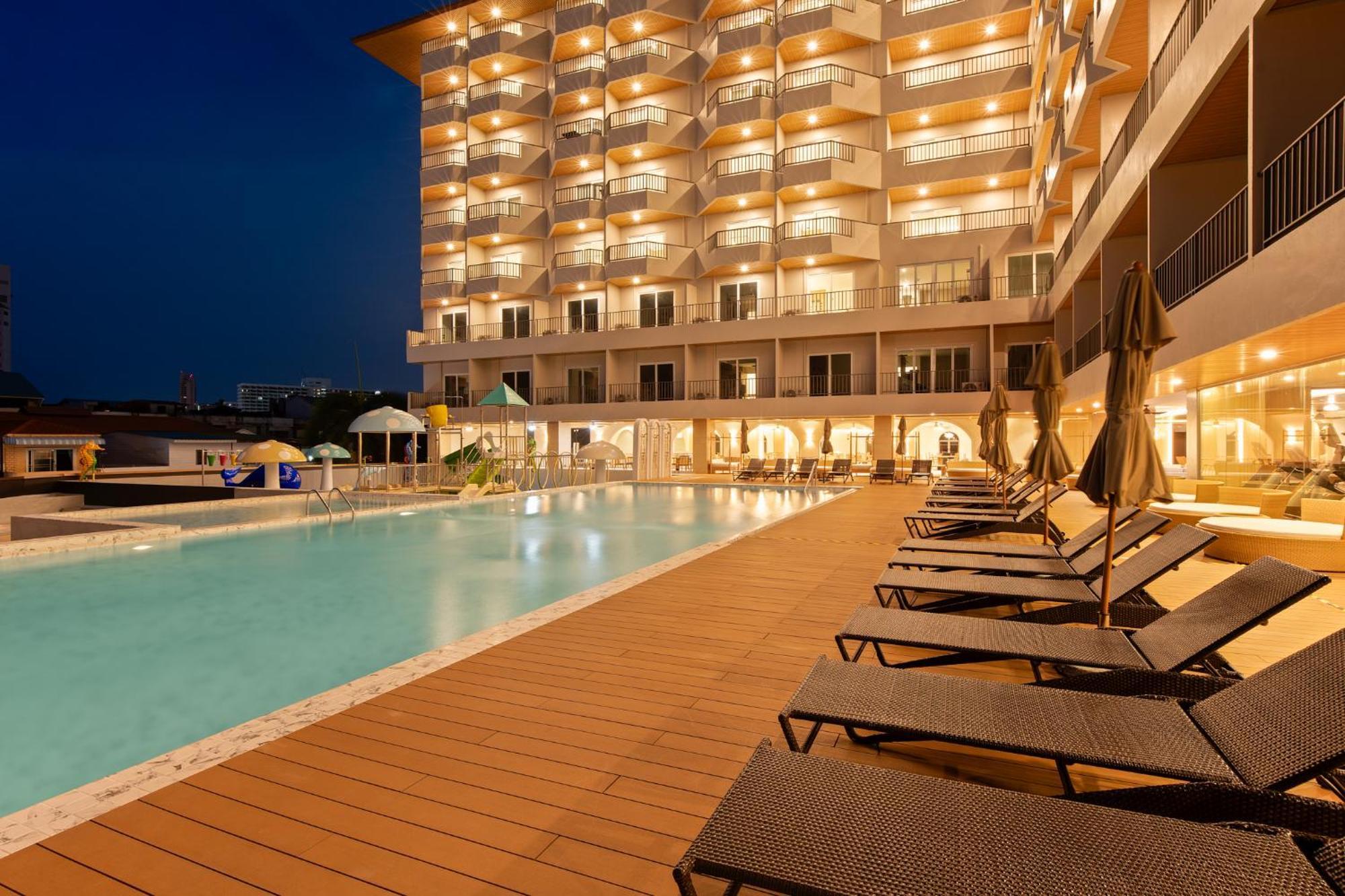 Jomtien Thani Hotel Екстериор снимка
